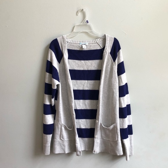 Old Navy Cardigan!! - Picture 3 of 4